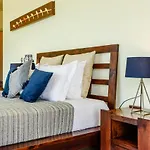 Βίλα Premium - Heatable Pool & River Views *