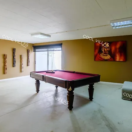 Premium - Heatable Pool & River Views Villa *