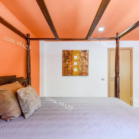 Premium - Heatable Pool & River Views