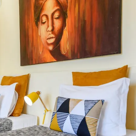 Premium - Heatable Pool & River Views Villa *