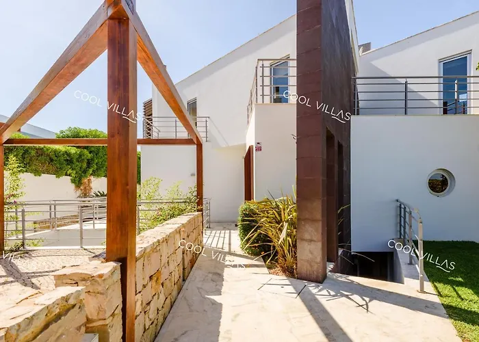 Premium - Heatable Pool & River Views Villa Ferragudo (Faro)