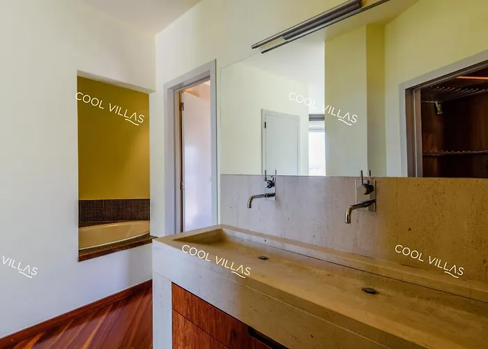 Premium - Heatable Pool & River Views Ferragudo (Faro)