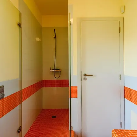 Premium - Heatable Pool & River Views Вилла